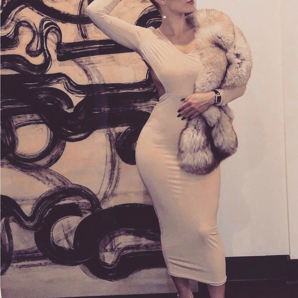 Cut out open back midi - Picture 2 of 9